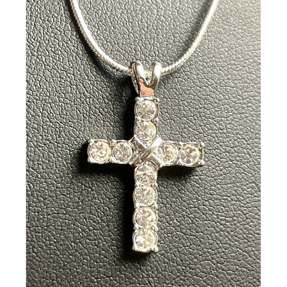 Unbranded Jewelry - Rhinestone Cross Necklace Silver tone Costume Jewelry Faith Pendant Easter